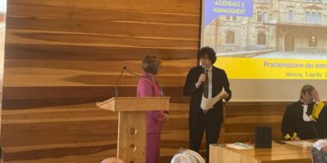 A sinistra Silvia Arlanch, a destra Francesco Marchiori