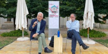 Da sinistra, Filippo La Porta e Nicola Pasqualicchio