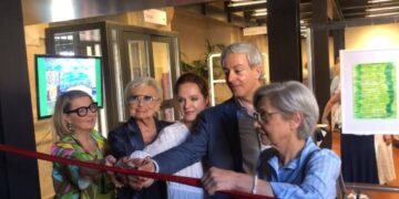 Da sinistra Cristina Galletti Pagliani, Paola Riva Raffaelli, Paola Tonussi, Nicola Guerini e Maria Grazia Bregoli