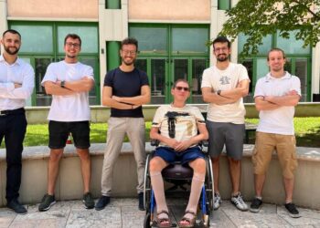 Da sinistra: Mario Sedilesu (assegnista), Eldison Dimo (post-doc), Andrea Calanca (prof. associato), Davide Costanzi (collaboratore alla ricerca), Francesco Pascucci (post-doc), Emanuele Feola (ex assegnista, ora phd student all'università di Twente e collaboratore)