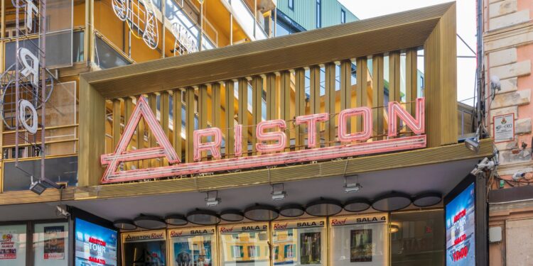 Photo credits: @Vladimir Liverts - Adobestock